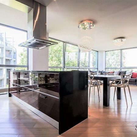 Winwinstay Superior Apartment By River Daugava 리가 외부 사진