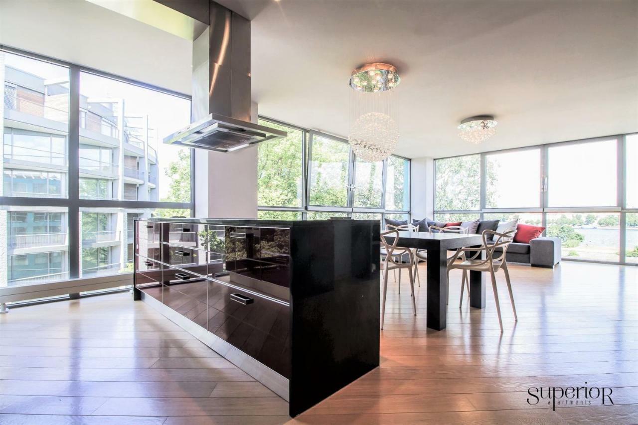 Winwinstay Superior Apartment By River Daugava 리가 외부 사진