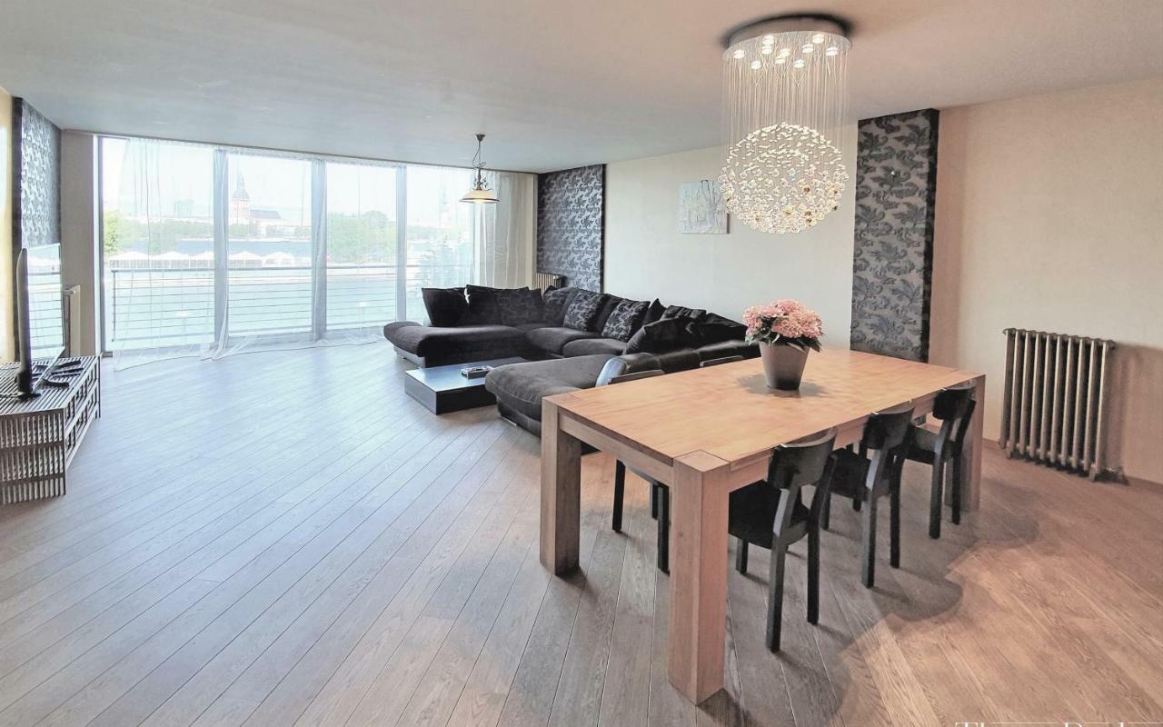 Winwinstay Superior Apartment By River Daugava 리가 외부 사진